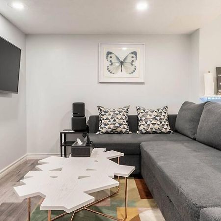 Appartamento Cozy Nest Basement Unit Hamilton Esterno foto