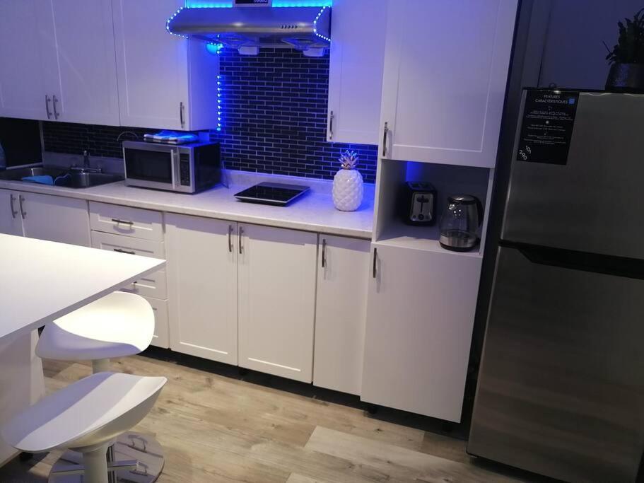 Appartamento Cozy Nest Basement Unit Hamilton Esterno foto
